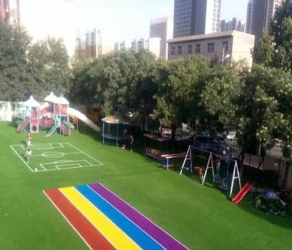 高層幼兒園草坪 東莞定制生產廠家 博翔遠人造草坪廠